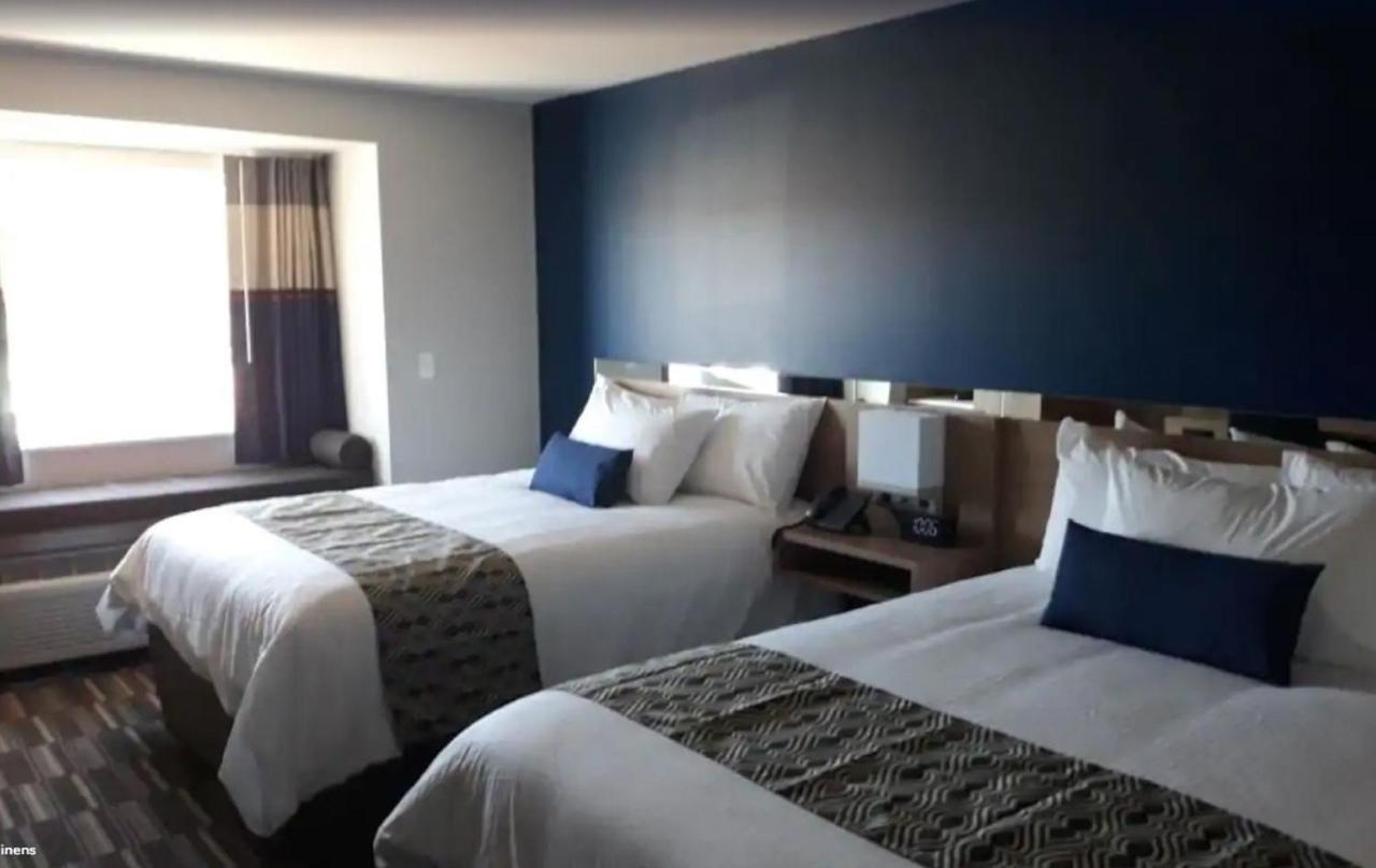 Microtel & By Wyndham Hotel